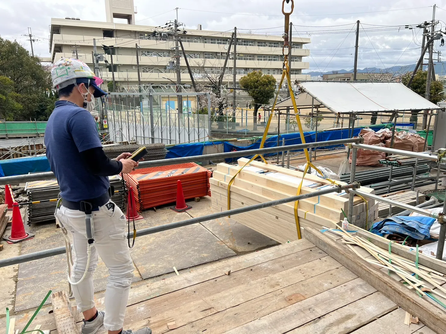 荷揚げは大阪の【株式会社SHOOT】まで